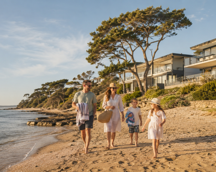 Family beach holiday on the Rye coastline