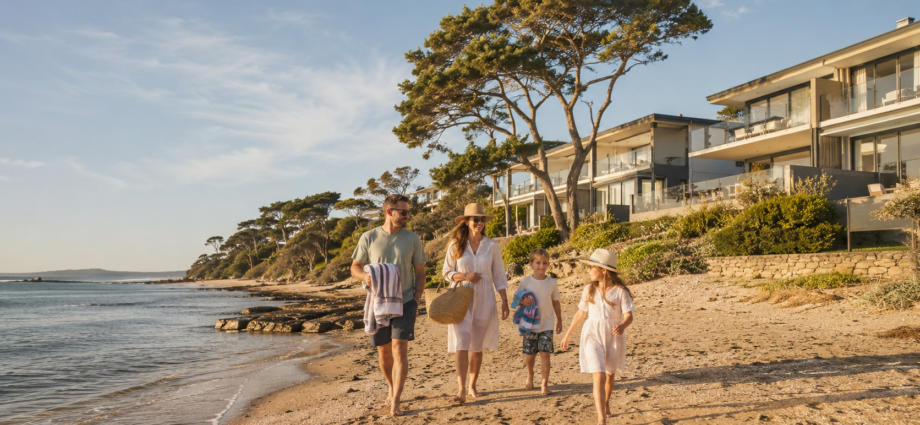 Family beach holiday on the Rye coastline